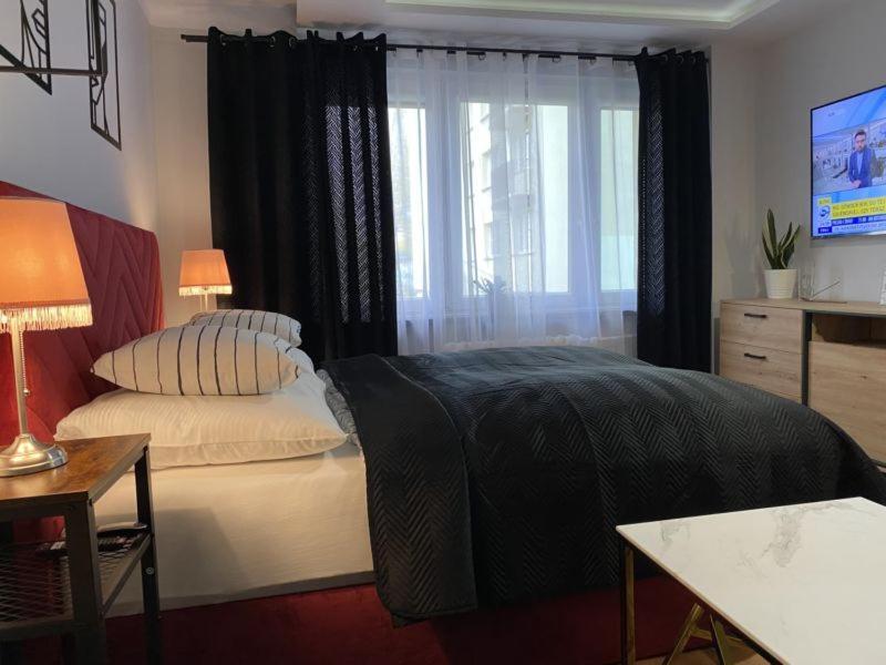 Apartament ,, Sen I Kawa" - Komfortowy Nocleg W Sercu Aglomeracji Bytom Exterior foto